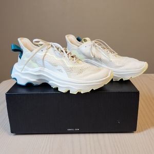 Sorel sneakers kinetic breakthru day lace size 10